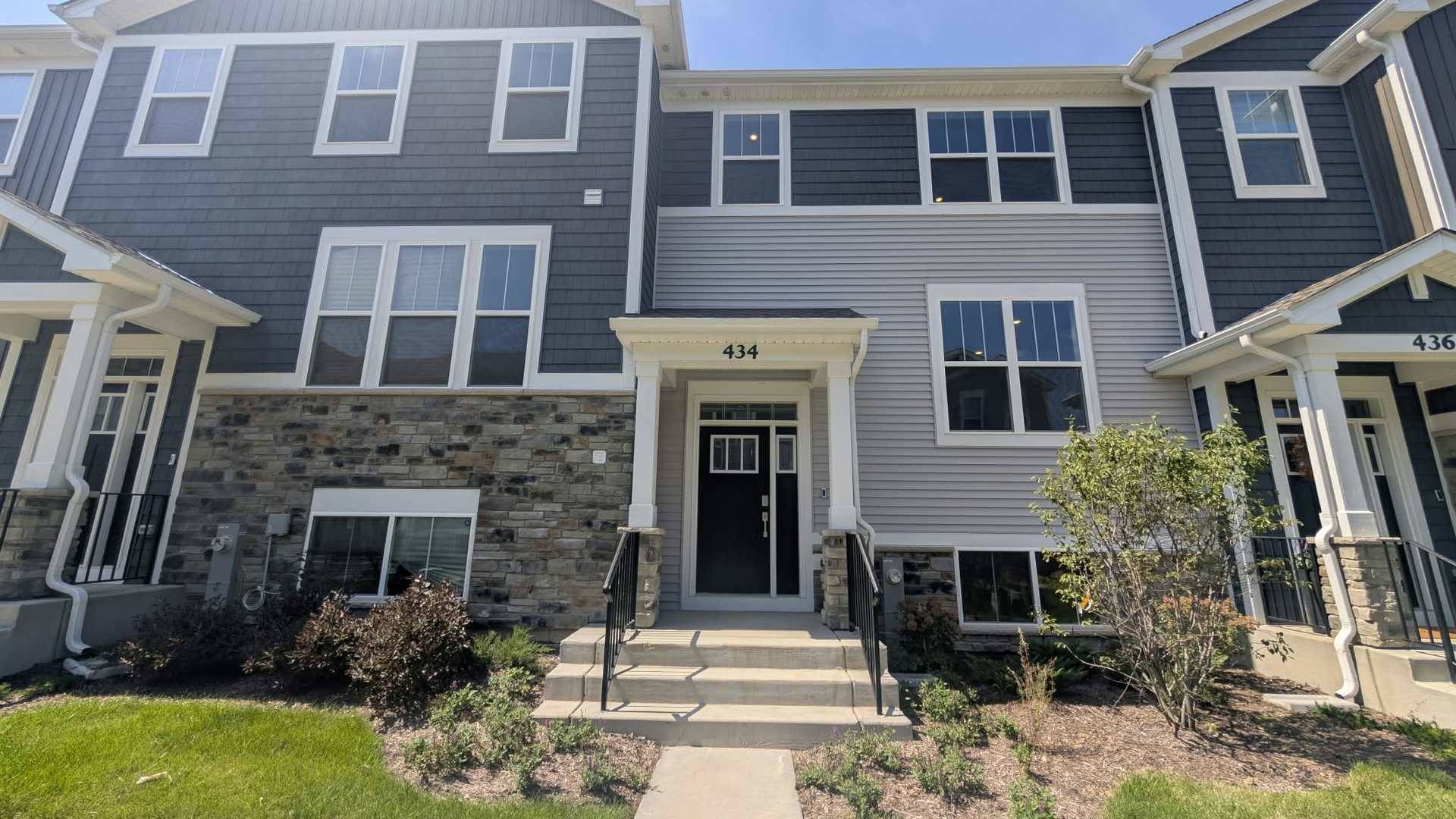 434 Red Oak CIR #434, Volo, IL 60020