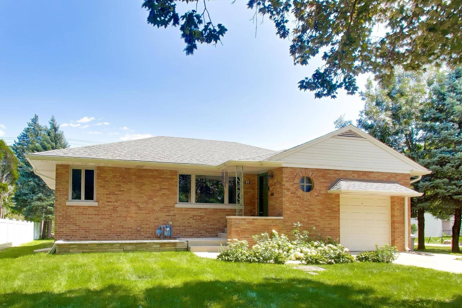 717 Newberry AVE, La Grange Park, IL 60526