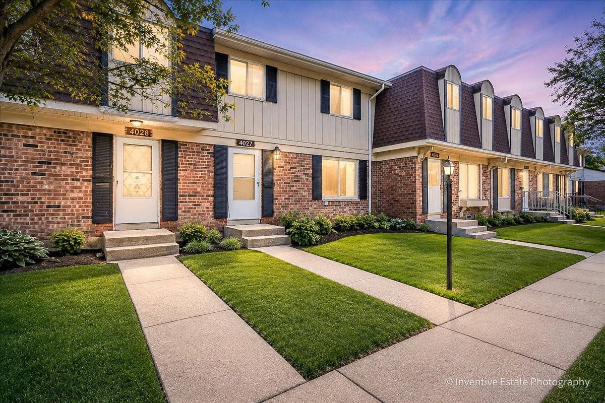 4027 Appleby LN, Richton Park, IL 60471
