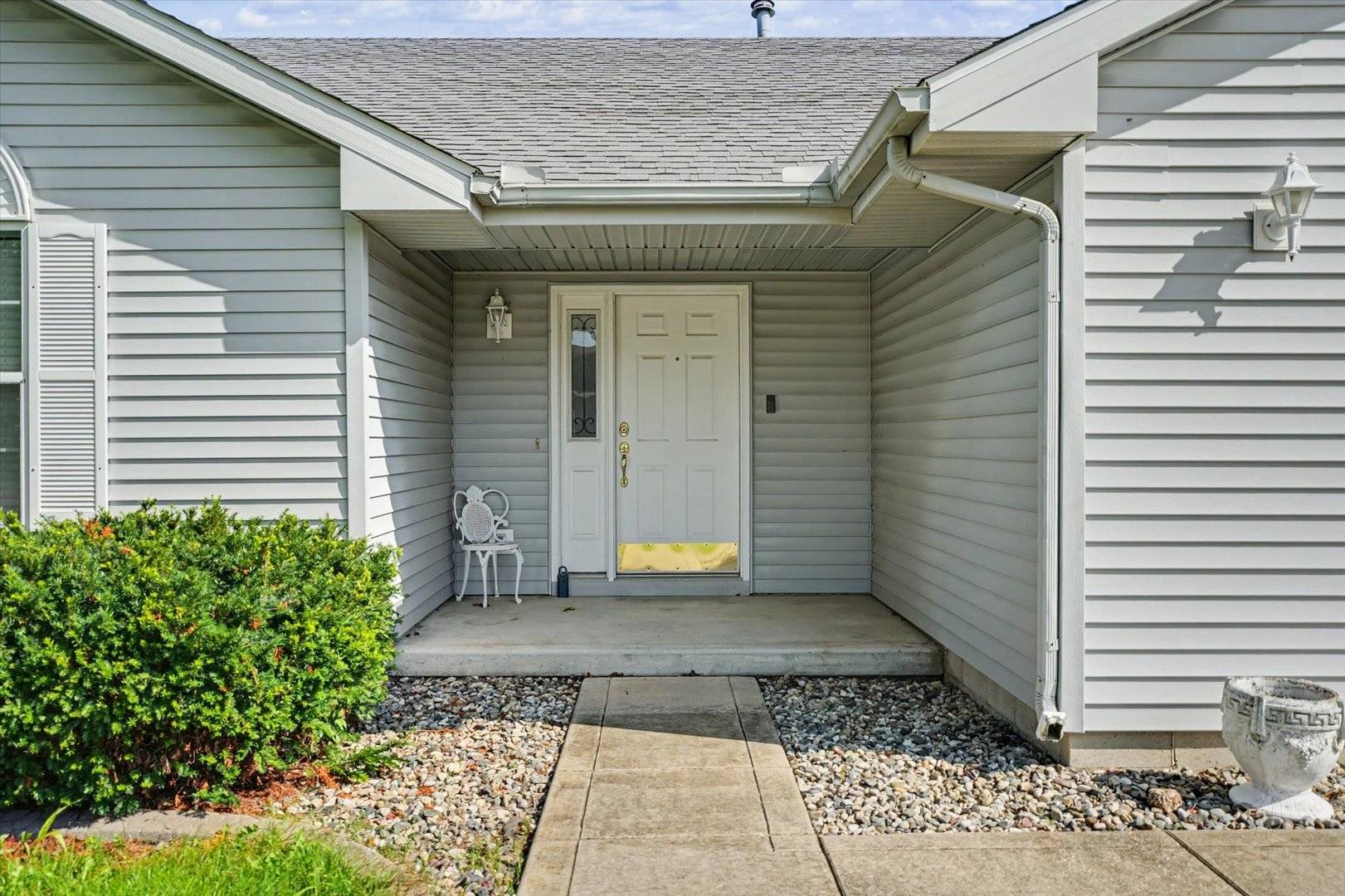 1117 Ascot DR, Rantoul, IL 61866