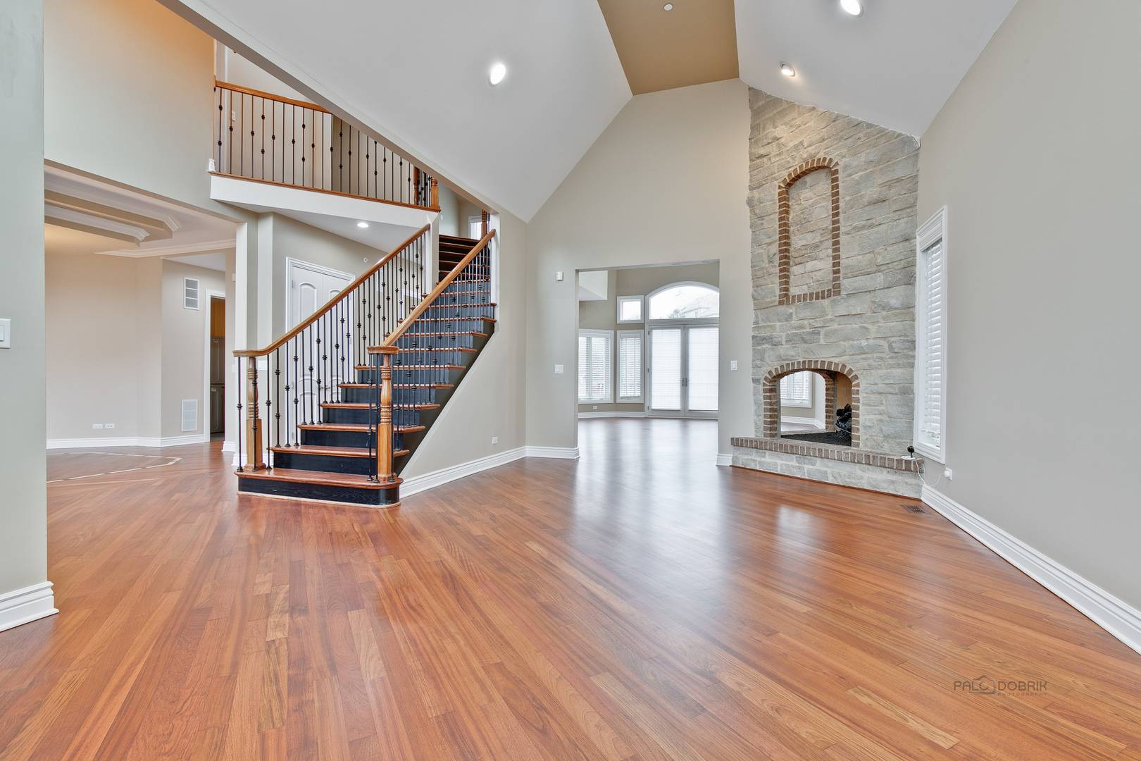 7229 Roxbury CT, Long Grove, IL 60060