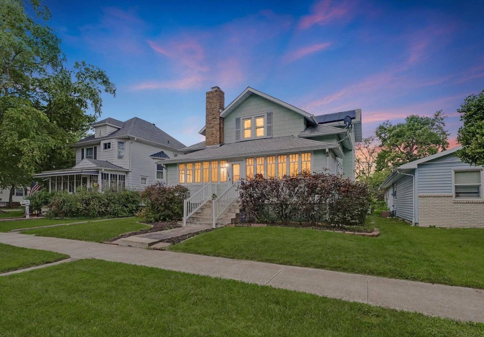 110 S Richman ST, Villa Grove, IL 61956