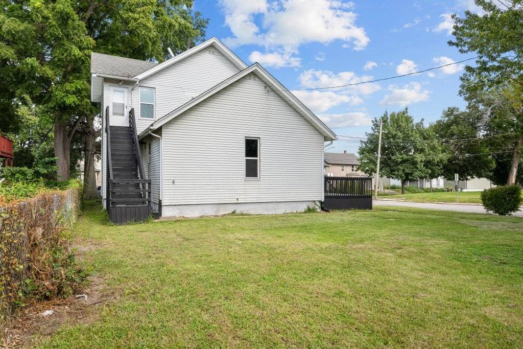 1504 Pershing AVE, Davenport, IA 52803