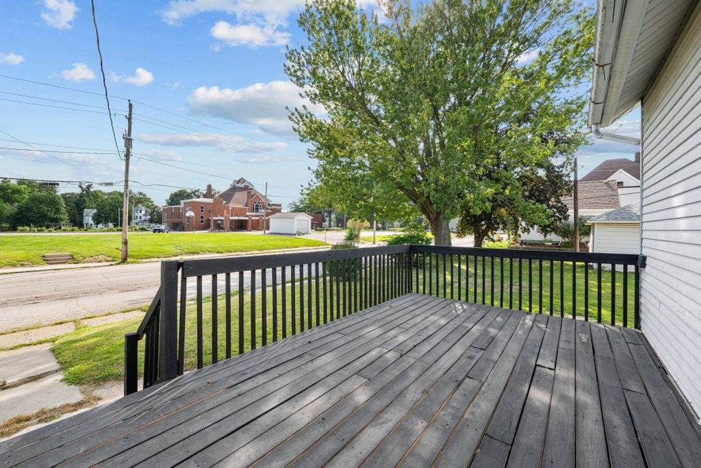 1504 Pershing AVE, Davenport, IA 52803