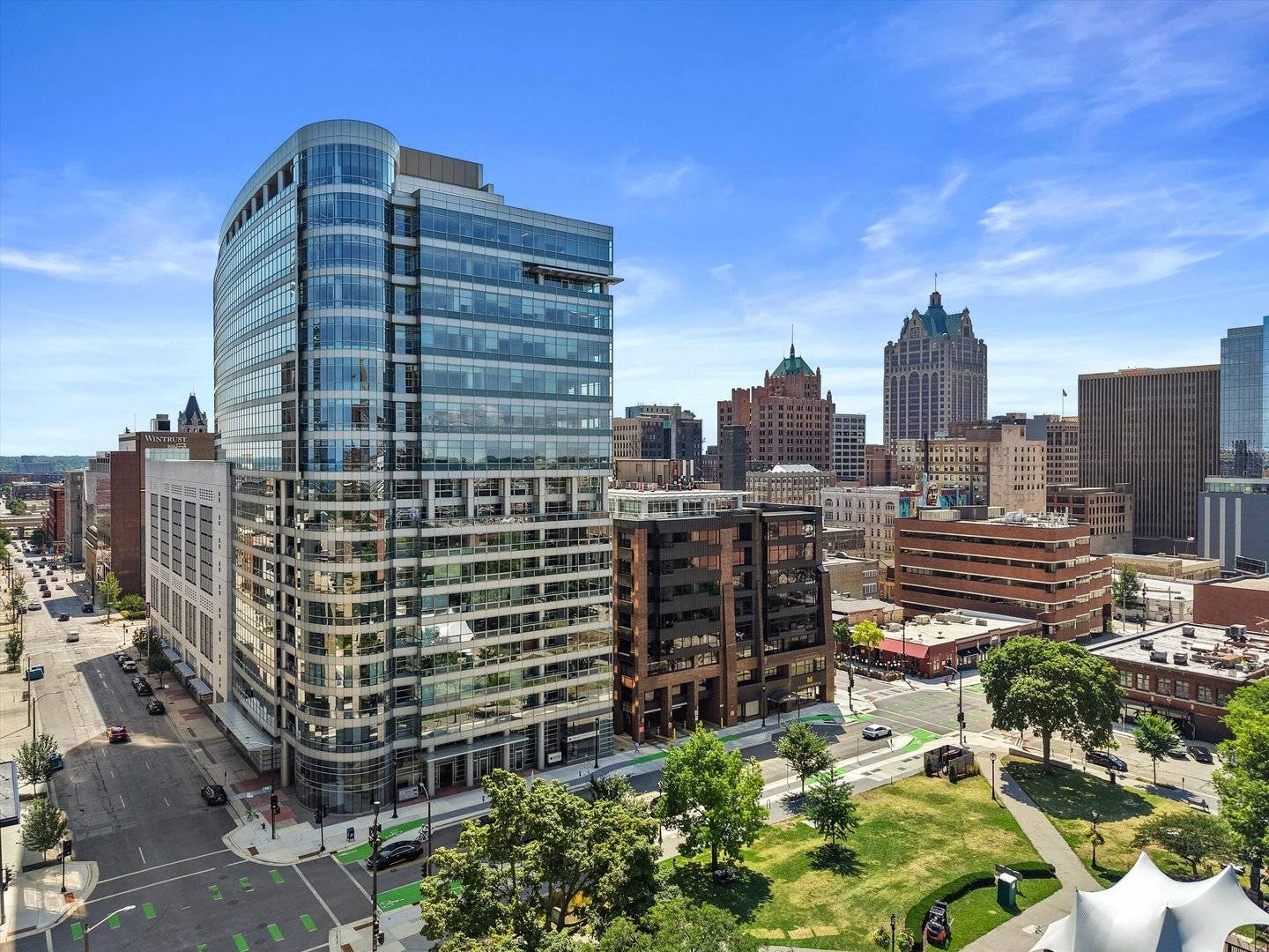 545 E Wells ST #802, Milwaukee, WI 53203