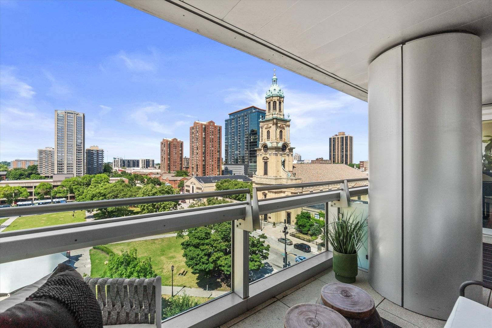 545 E Wells ST #802, Milwaukee, WI 53203