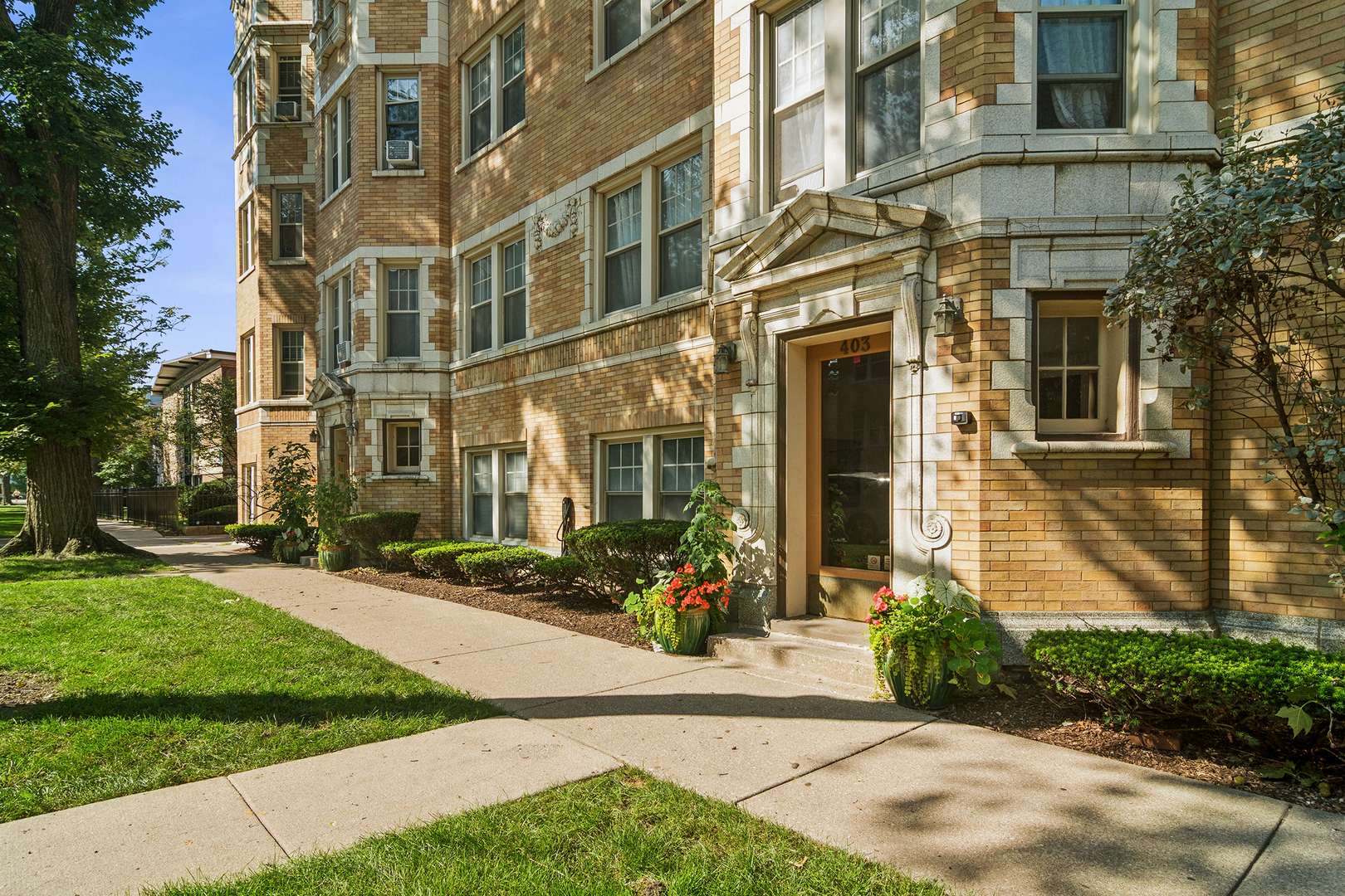 403 S Harvey AVE #G, Oak Park, IL 60302