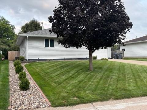 528 12th AVE W, Milan, IL 61264