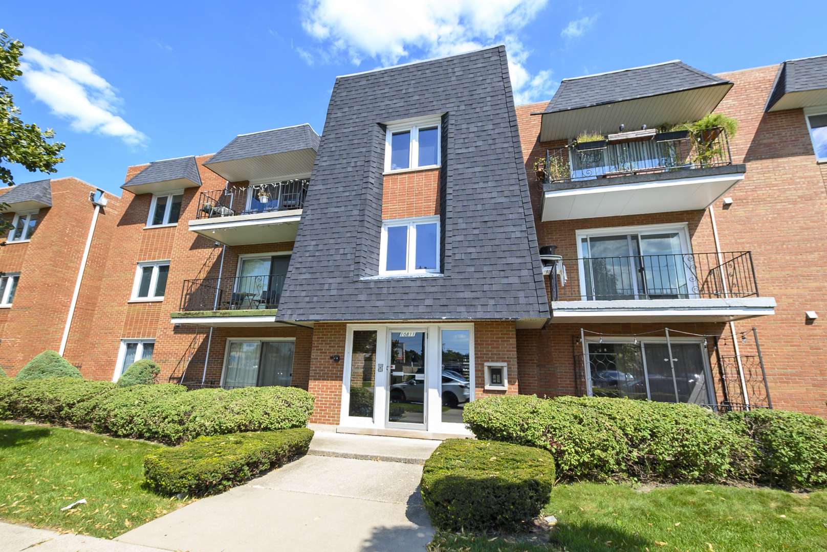 10811 S Keating AVE #2SW, Oak Lawn, IL 60453