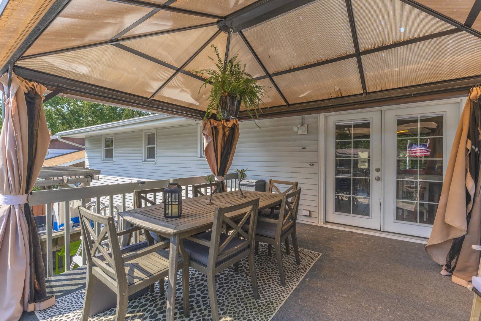 204 Rebecca LN, Normal, IL 61761