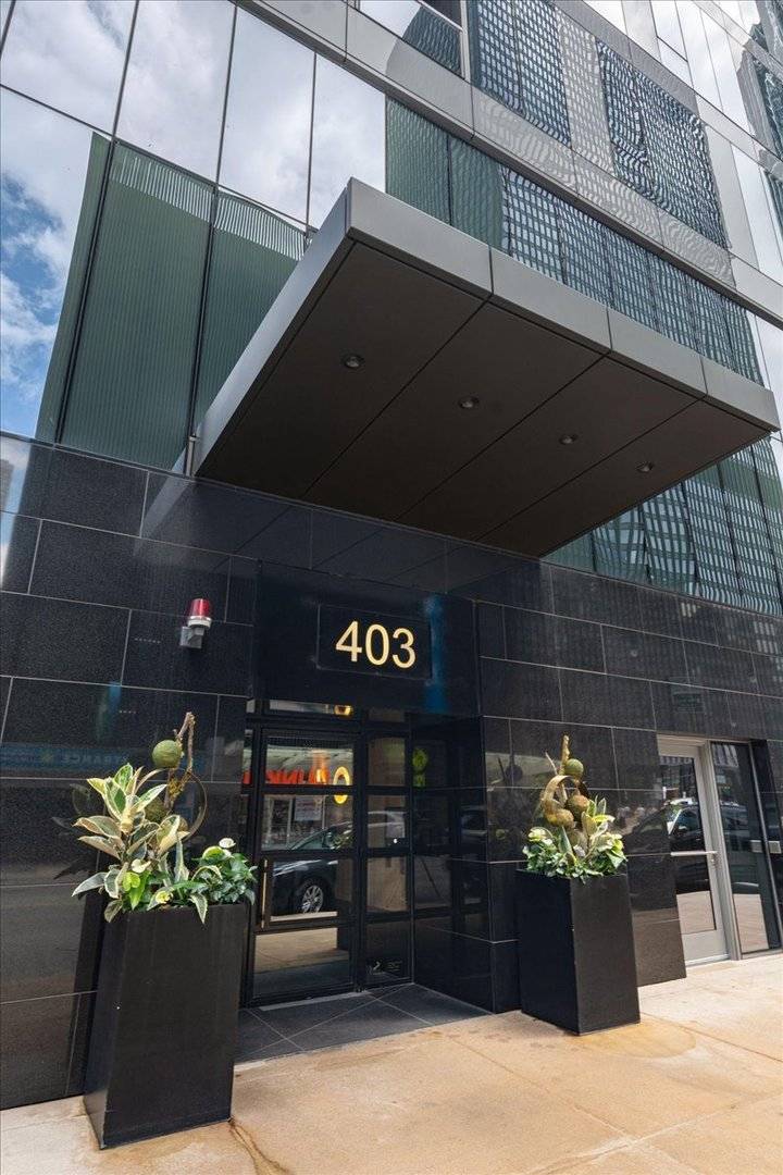 403 N Wabash AVE #10B, Chicago, IL 60611