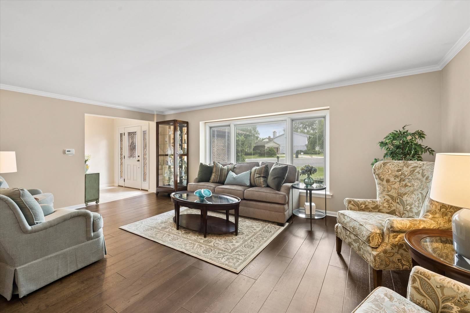 1414 W Allison CT, Arlington Heights, IL 60005