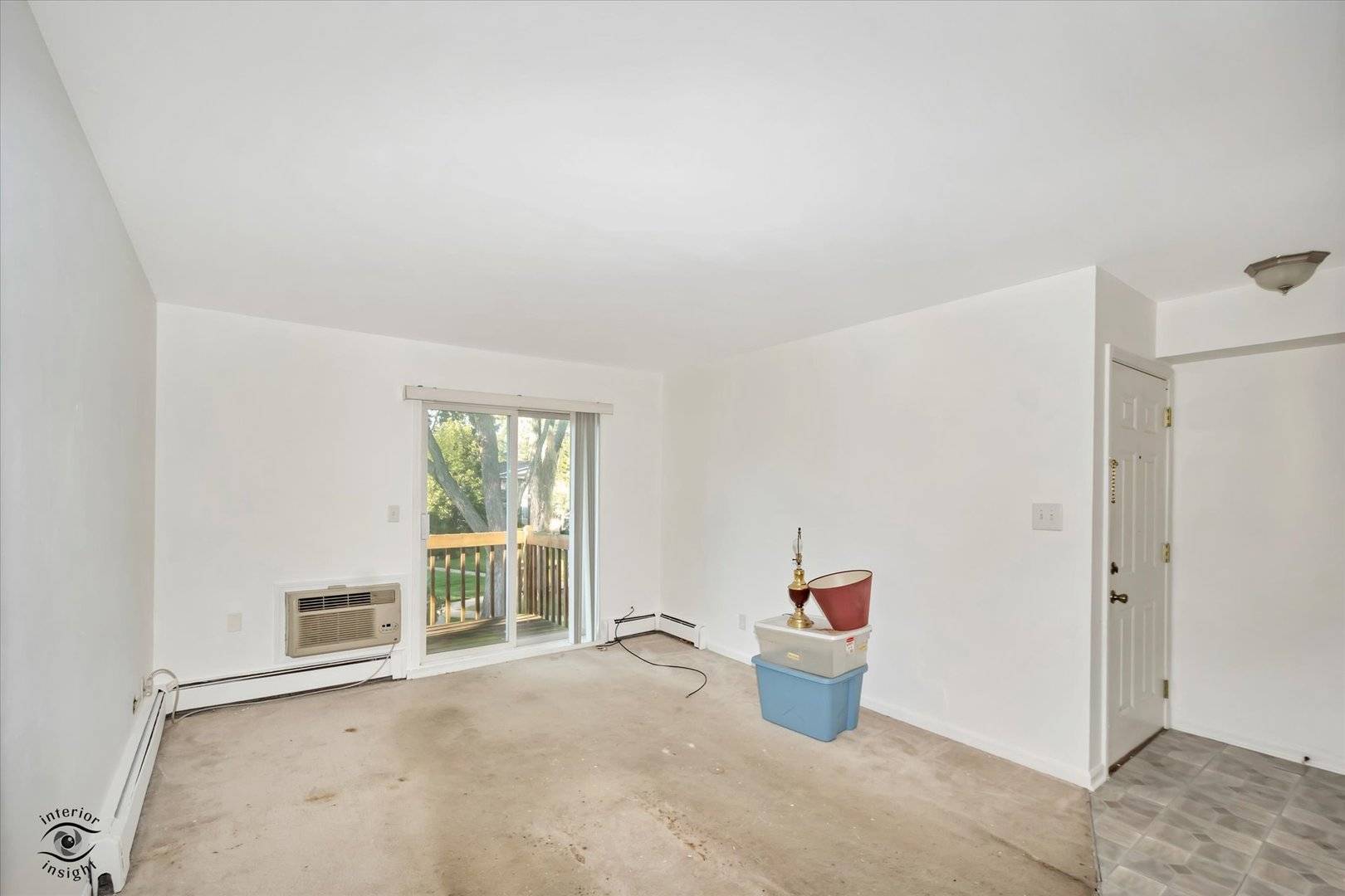2200 Light RD #212, Oswego, IL 60543