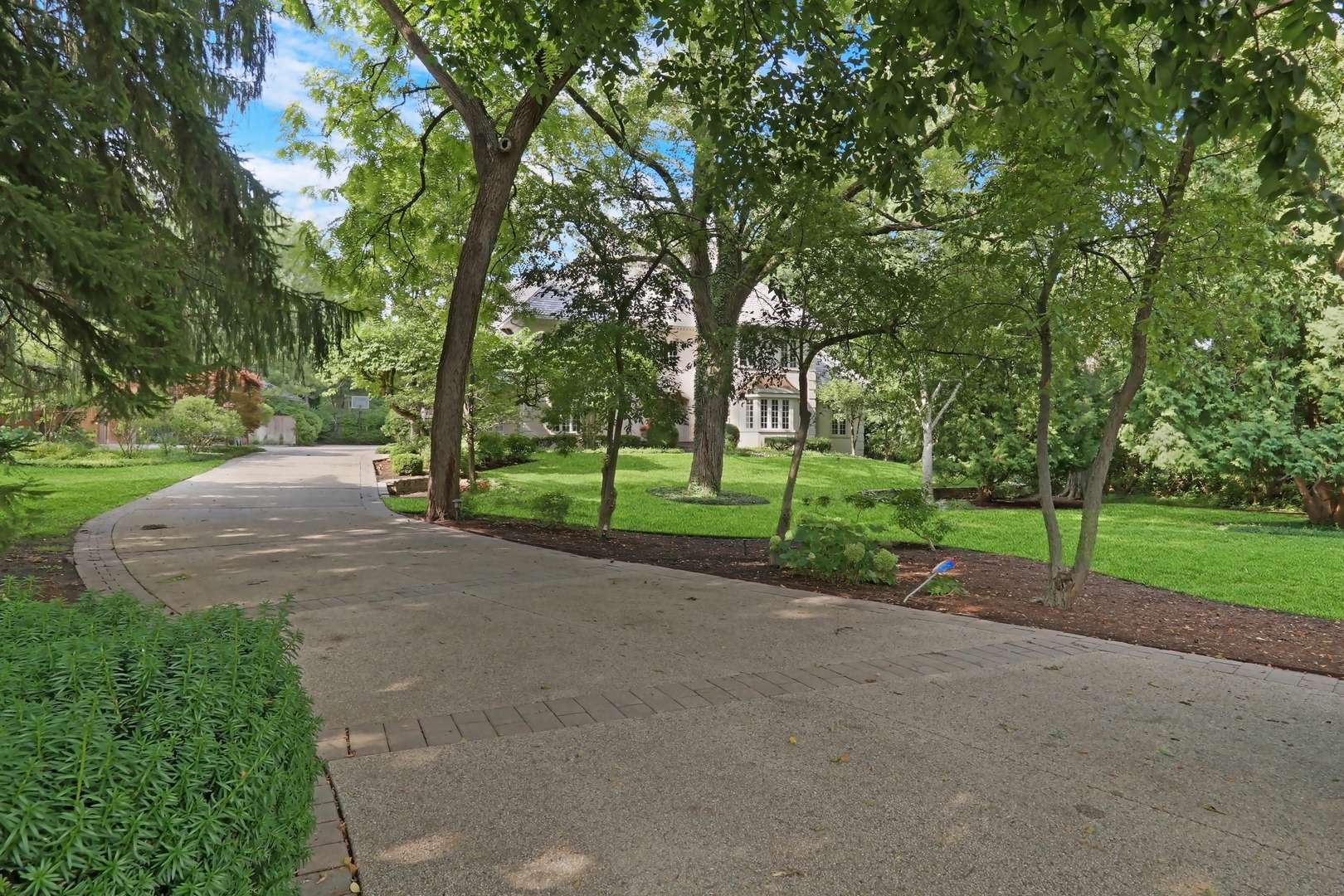 1220 Lake ST, Libertyville, IL 60048