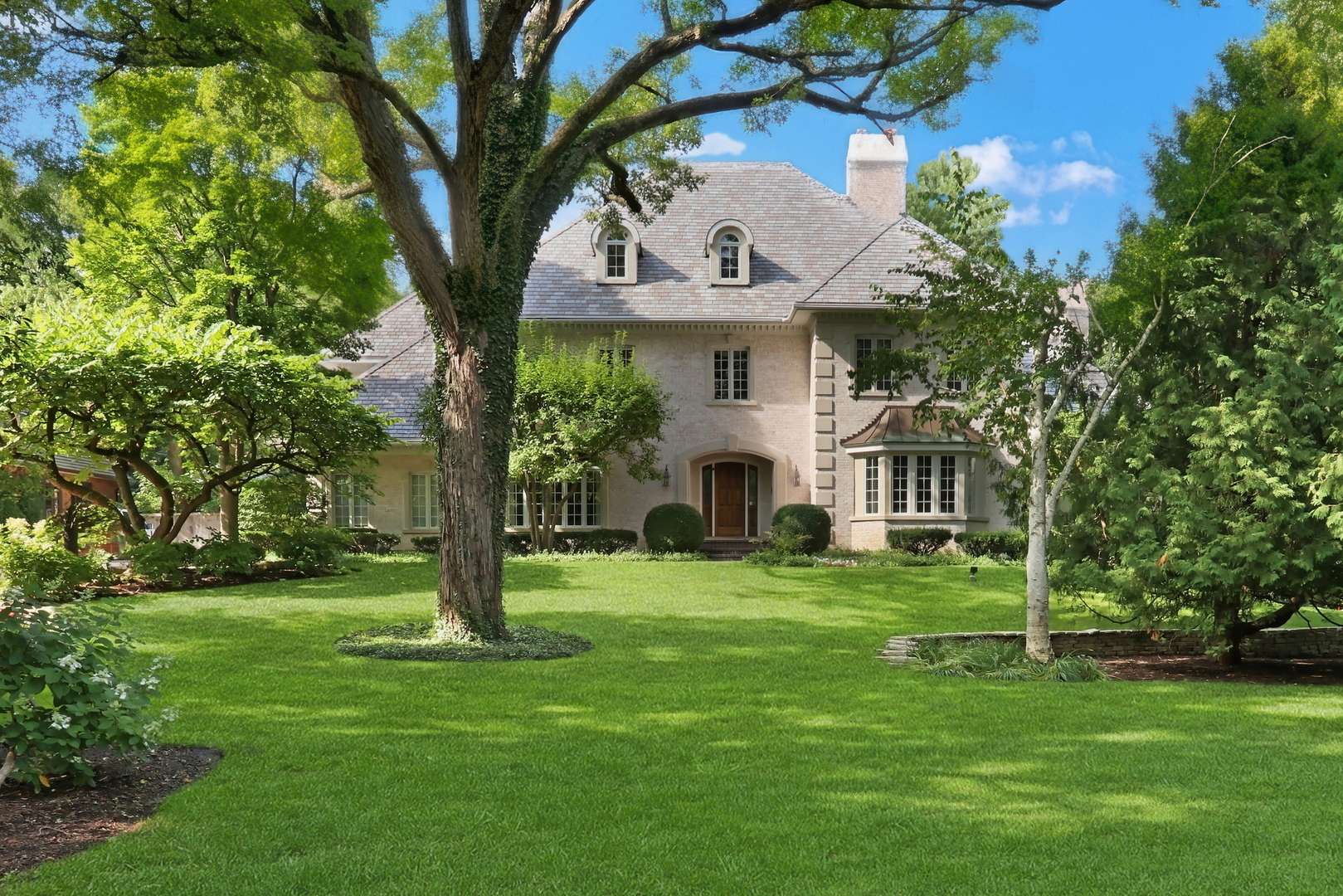 1220 Lake ST, Libertyville, IL 60048