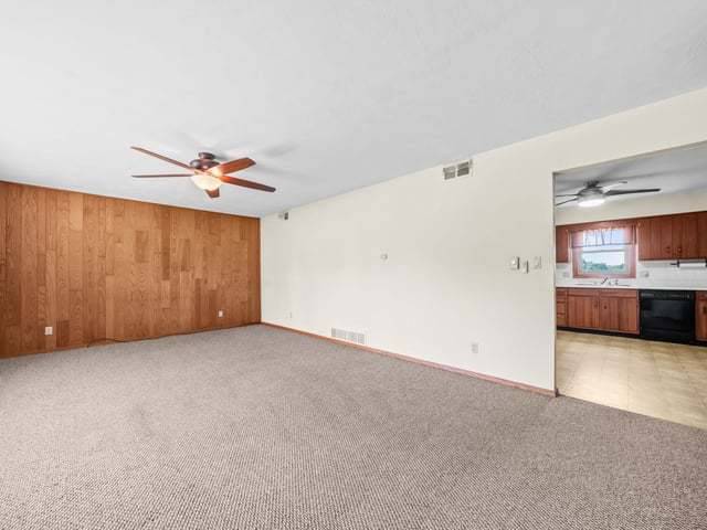 10 Terrace View BLVD, Oregon, IL 61061
