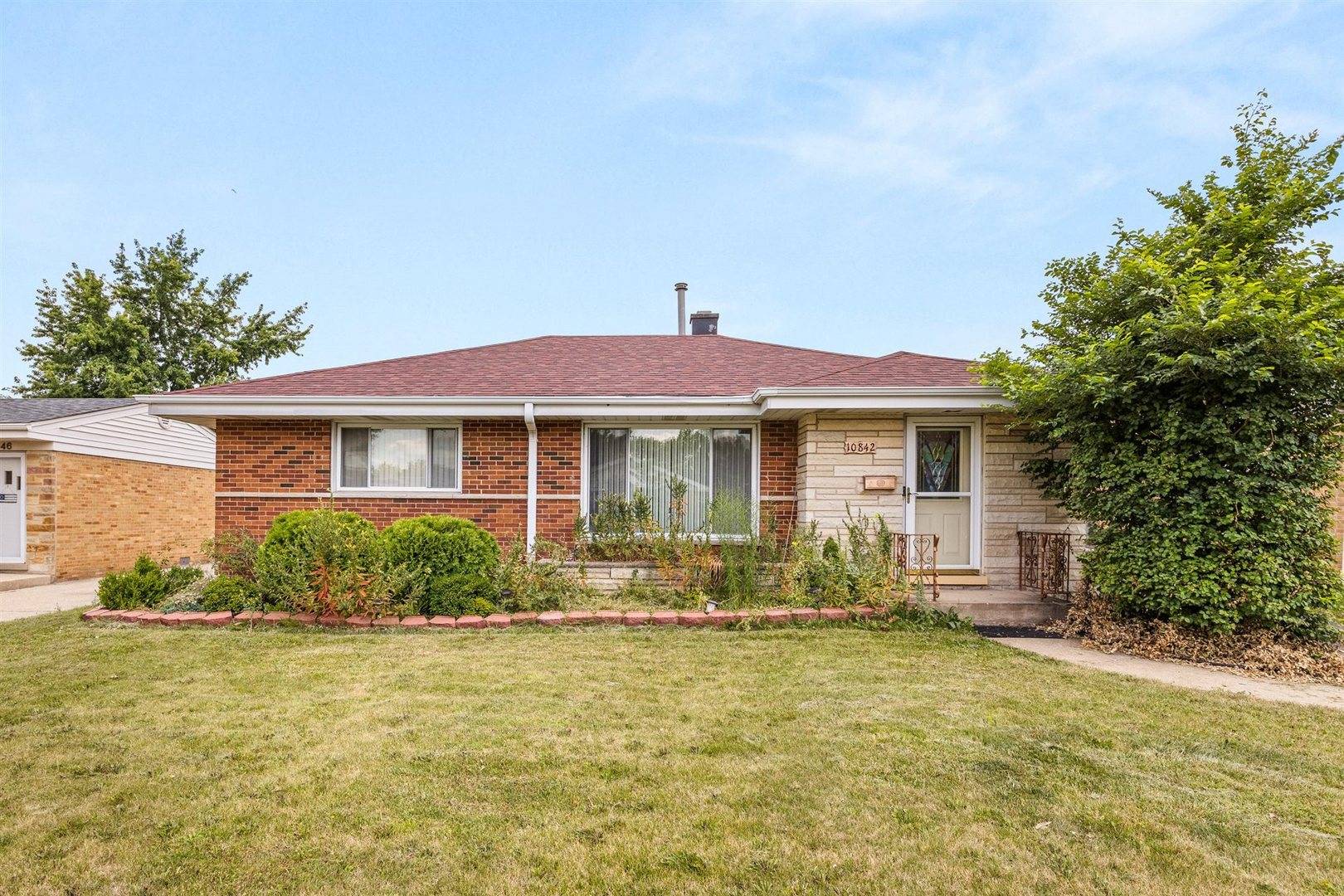 10842 Claridge AVE, Westchester, IL 60154