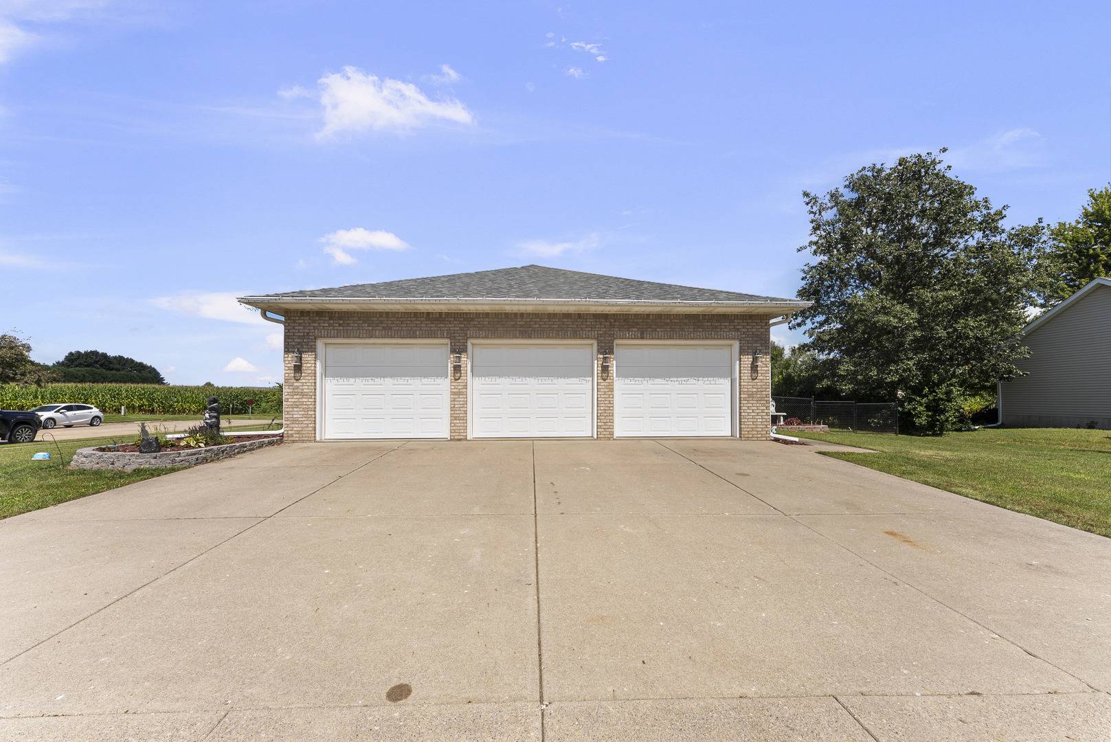 605 N Downey ST, Walcott, IA 52773