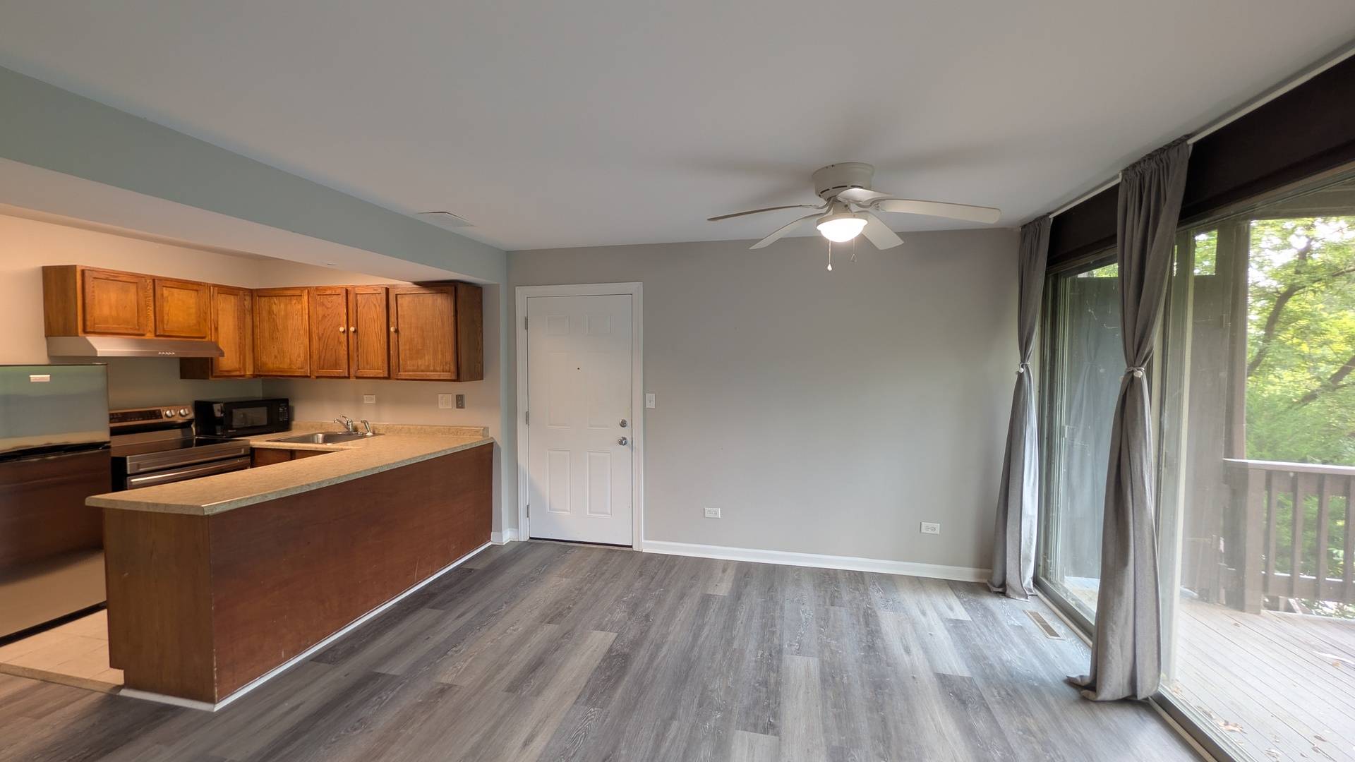 5534 E Lake DR #B, Lisle, IL 60532