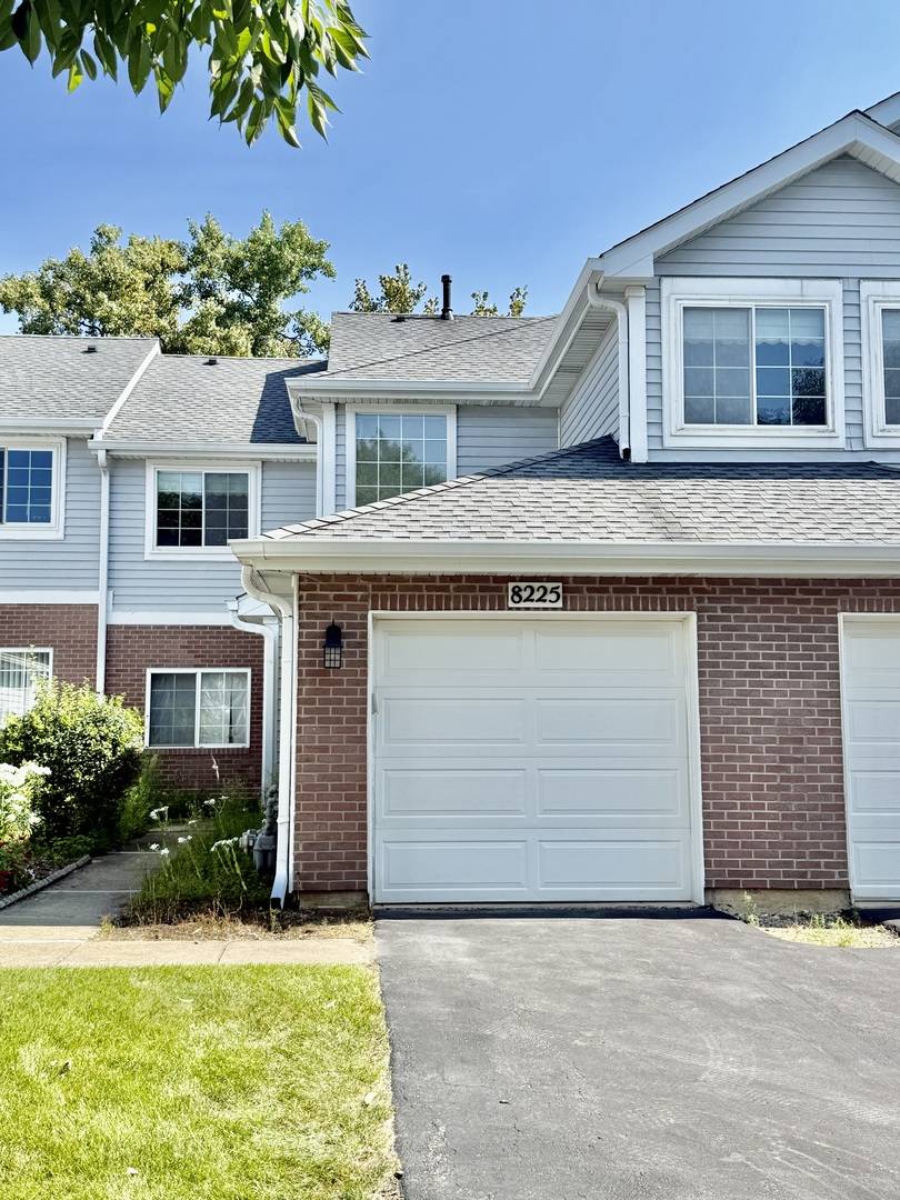 8225 Ripple Ridge DR #8225, Darien, IL 60561