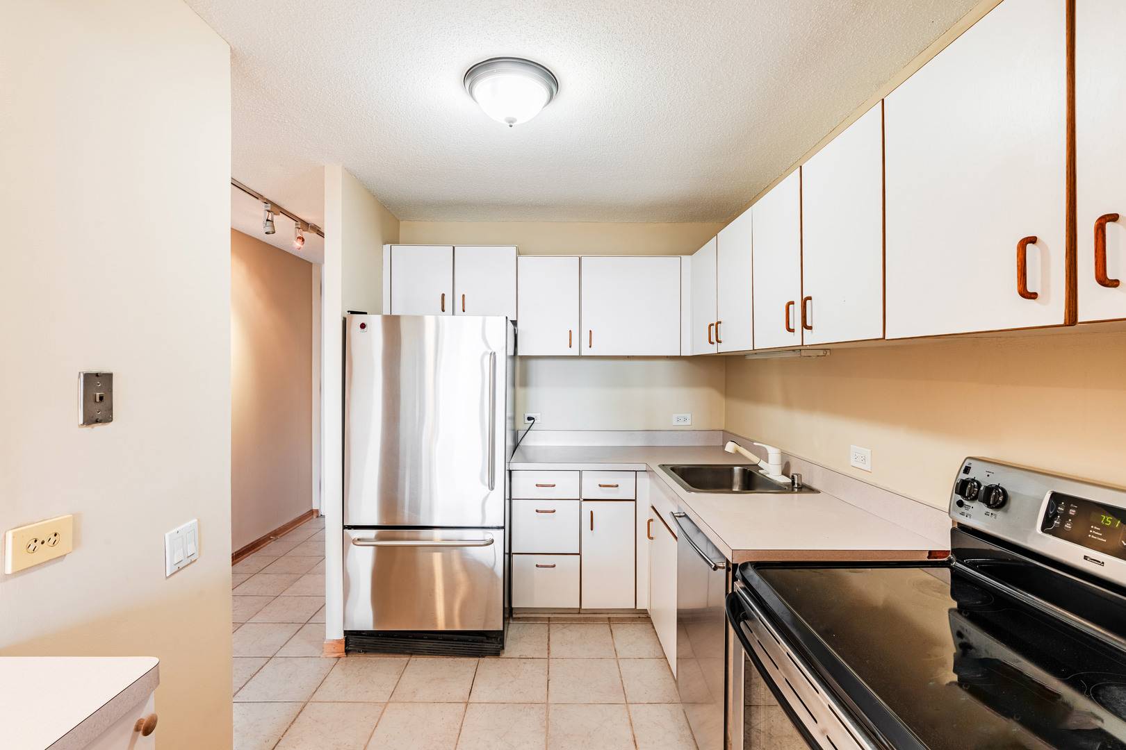 405 N Wabash AVE #2207, Chicago, IL 60611