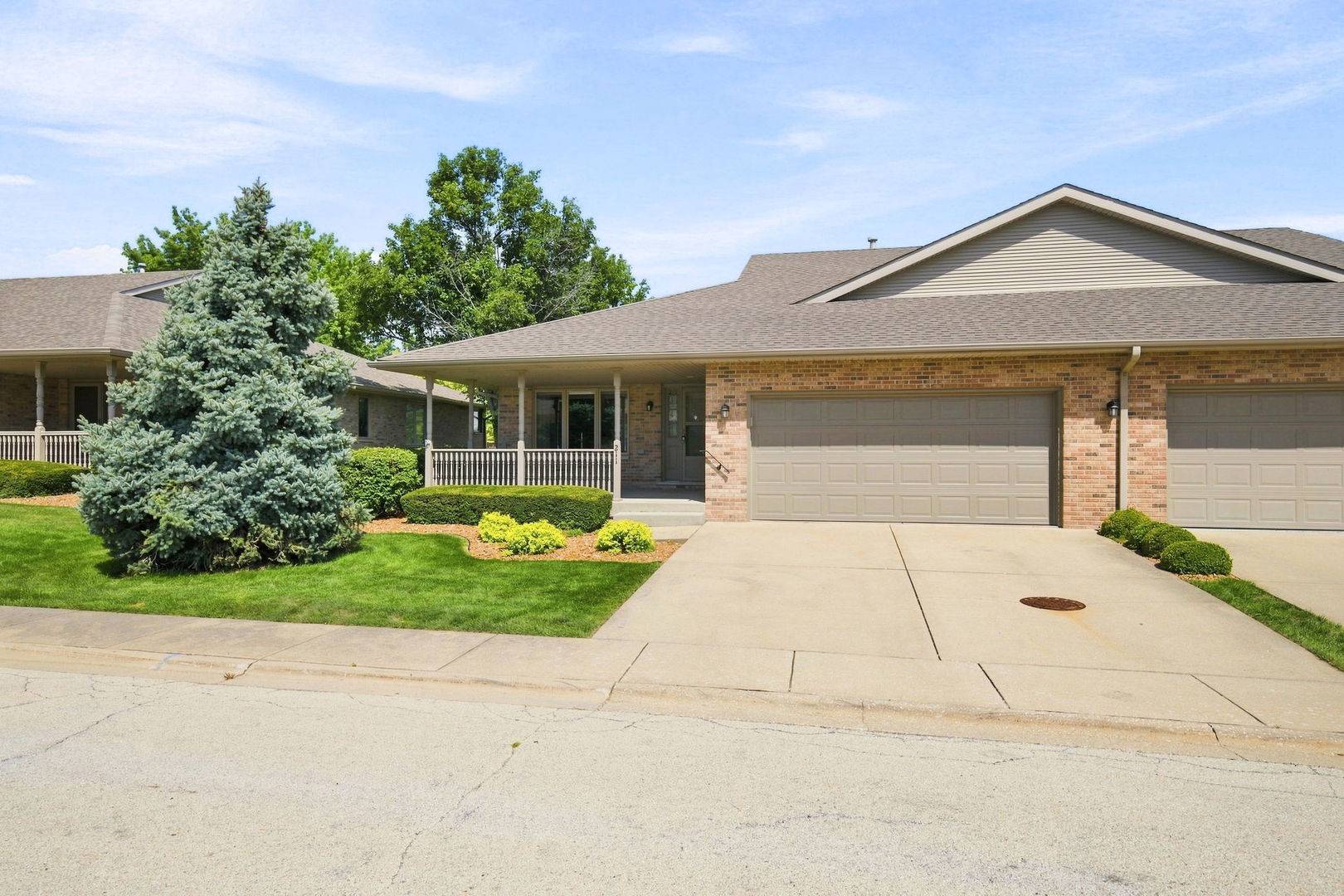 211 Fox Run DR, Elwood, IL 60421