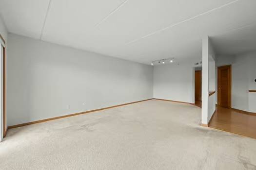 1327 Brown ST #508, Des Plaines, IL 60016