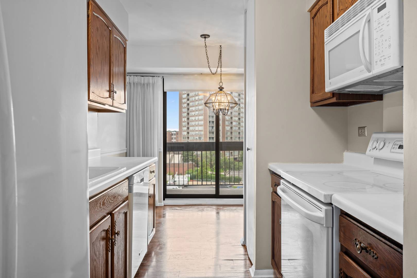 701 Forum SQ #510, Glenview, IL 60025
