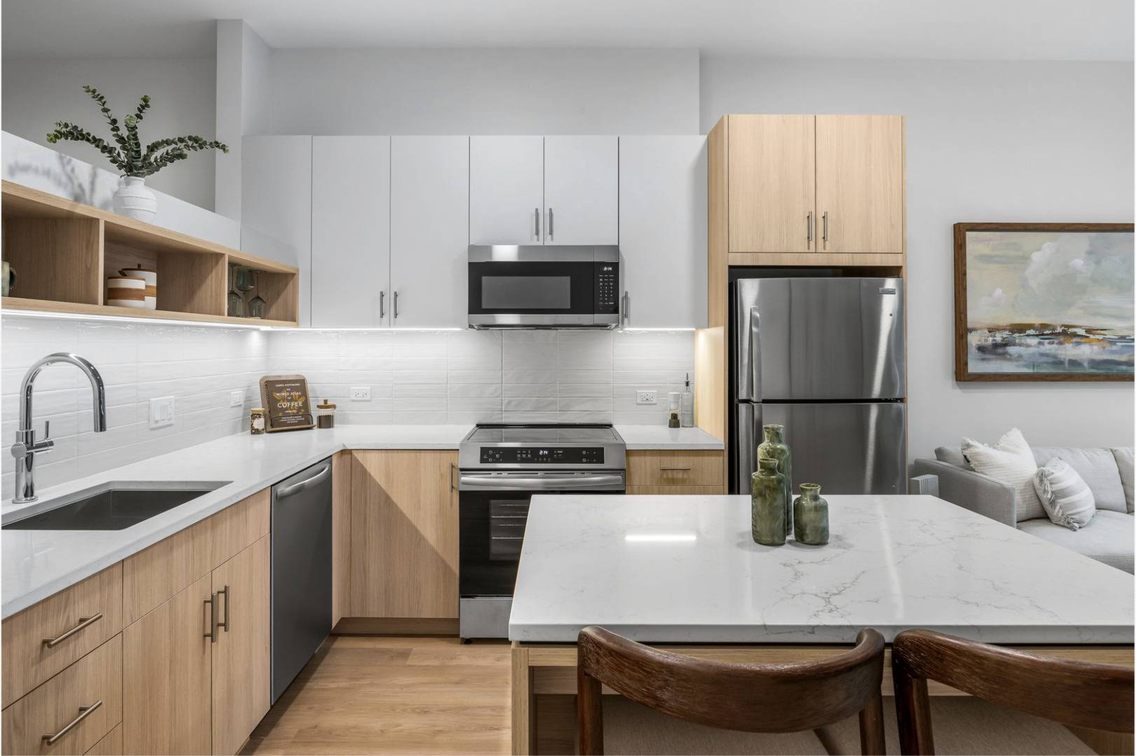 111 W Illinois ST #821, Chicago, IL 60654