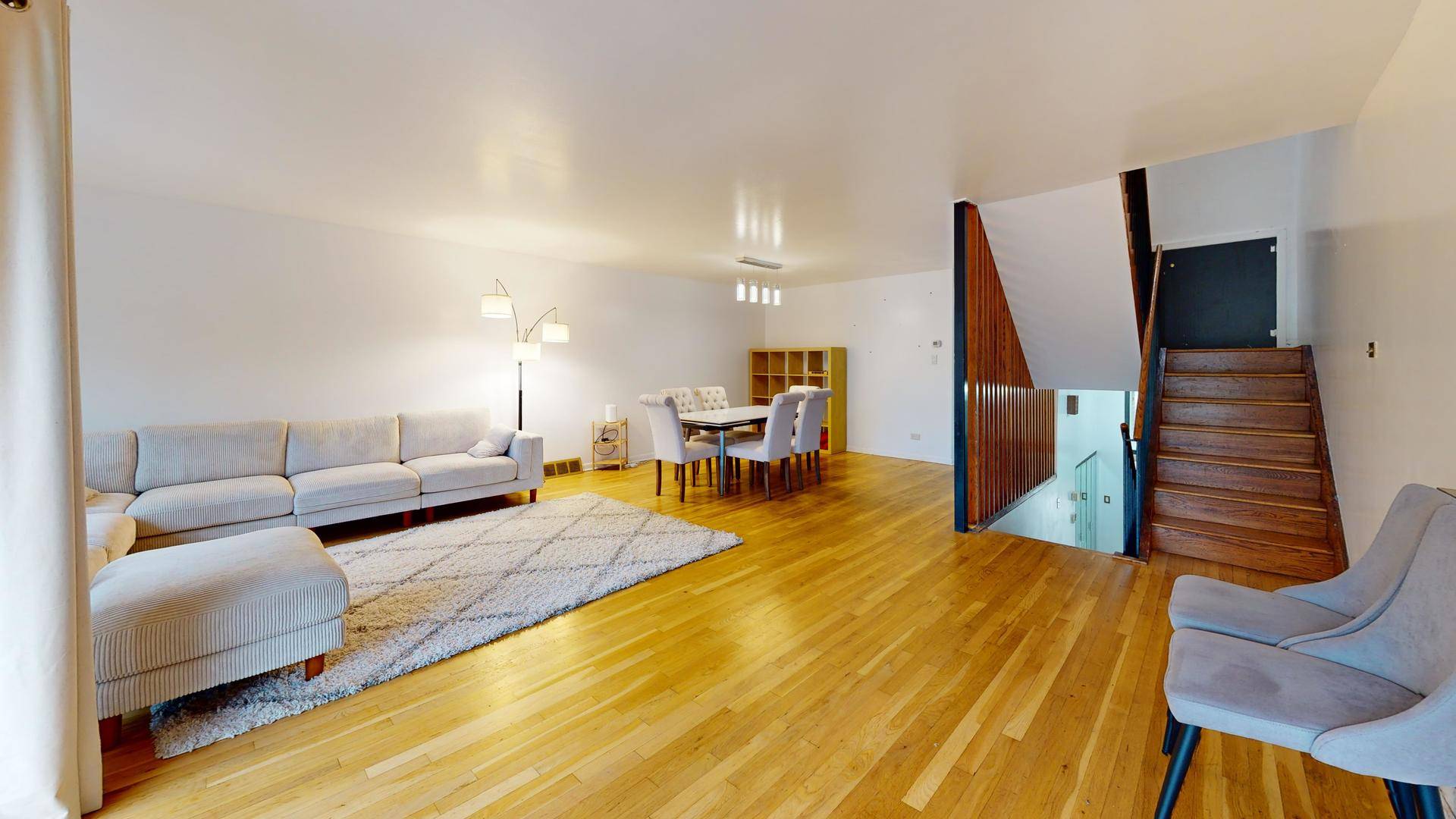 2731 S Michigan AVE, Chicago, IL 60616
