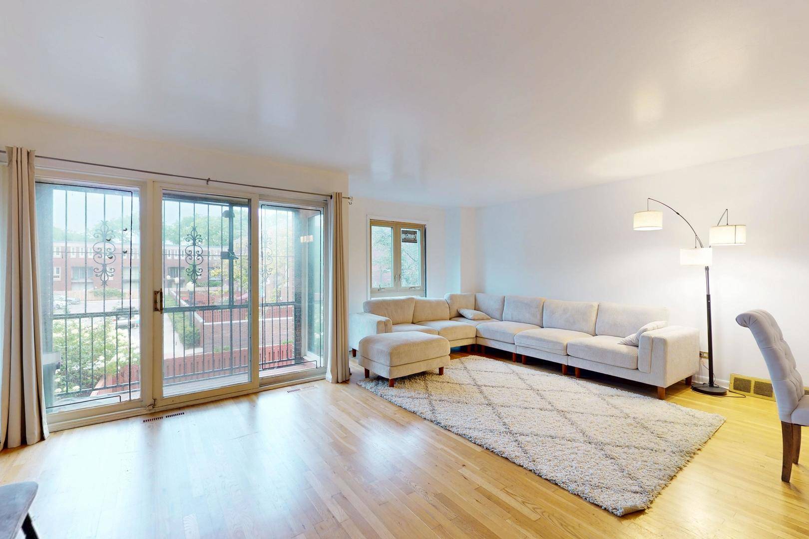2731 S Michigan AVE, Chicago, IL 60616