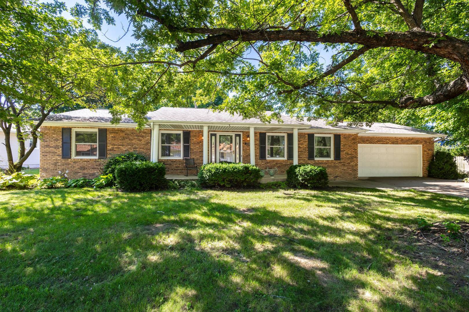 714 Cardinal CT, Geneseo, IL 61254