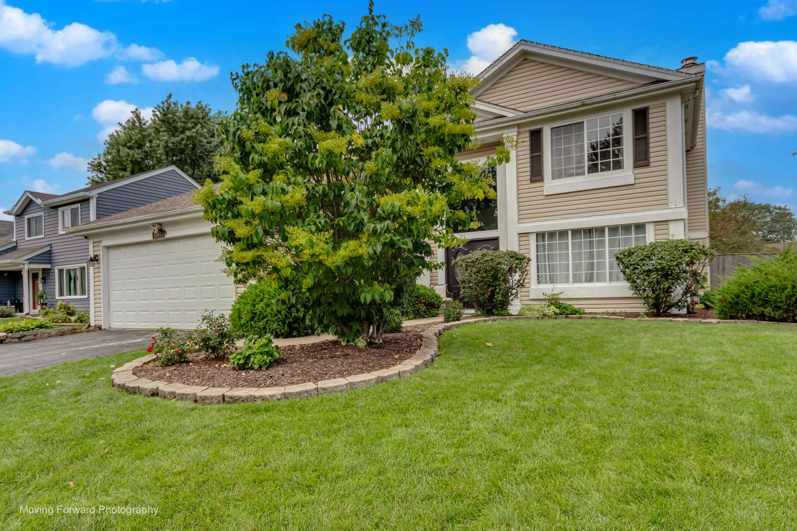 1301 Big Oak TRL, Aurora, IL 60506