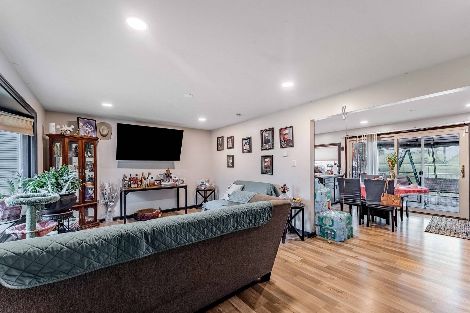 1032 Ashridge LN, University Park, IL 60484