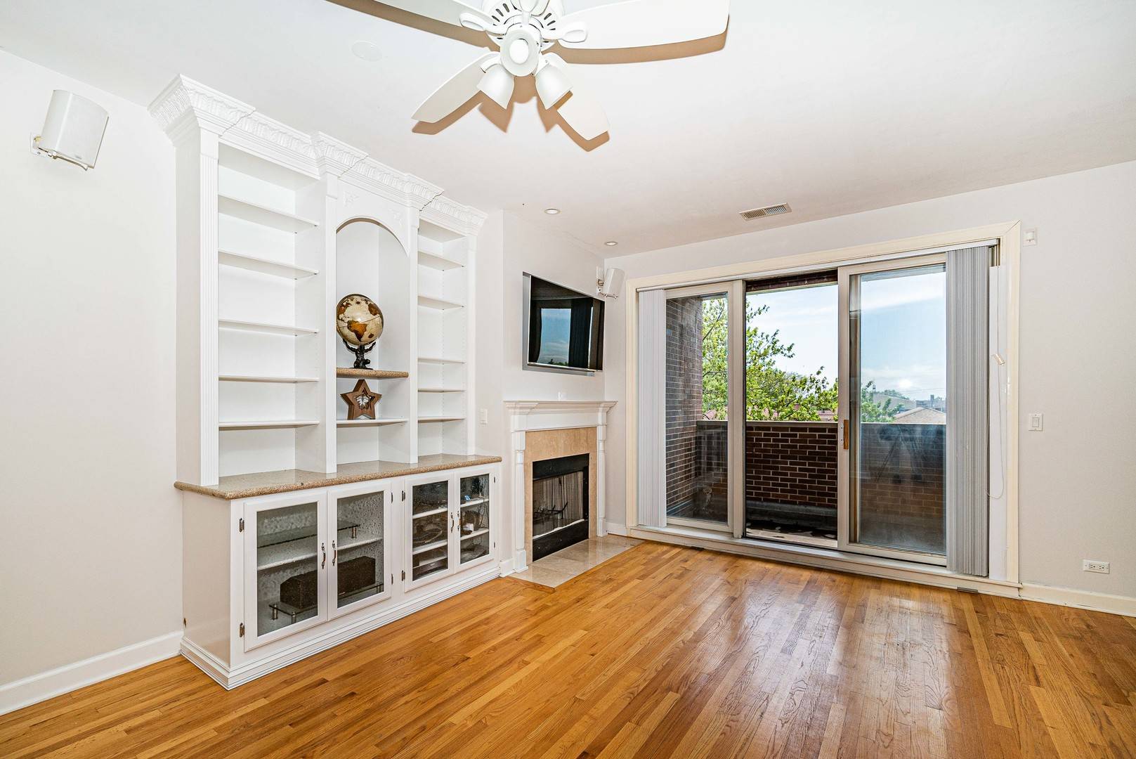 7642 W BELMONT AVE #2, Chicago, IL 60634