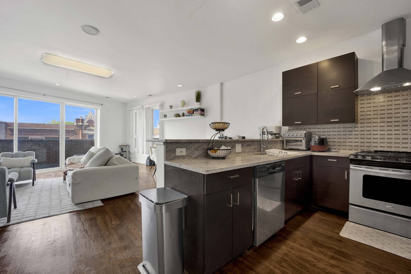 3505 N Elston AVE #2, Chicago, IL 60618