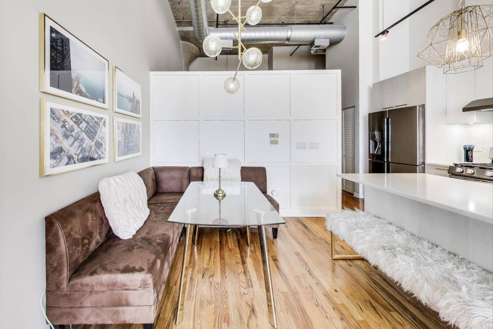 758 N LARRABEE ST #509, Chicago, IL 60654