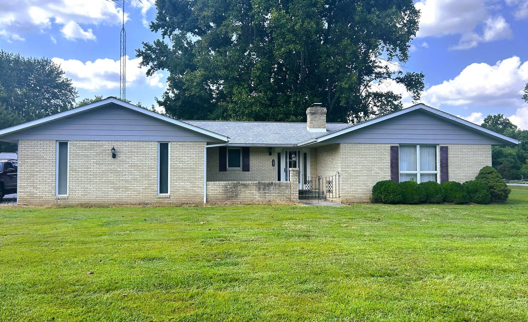 193 Maes RD, Murphysboro, IL 62966