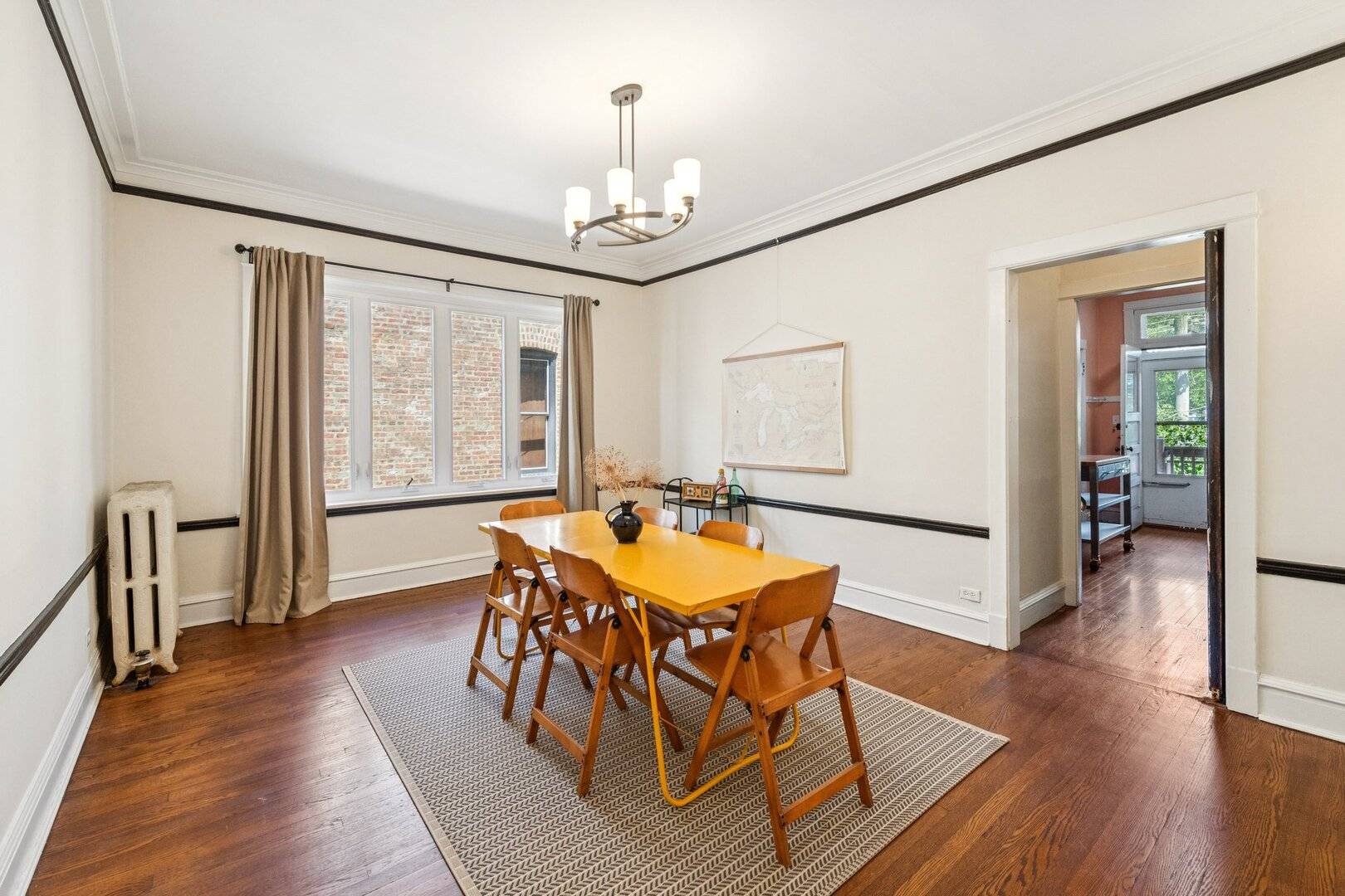 5487 S Cornell AVE #3, Chicago, IL 60615