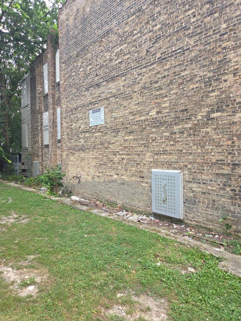 837 N LAWNDALE ST, Chicago, IL 60624