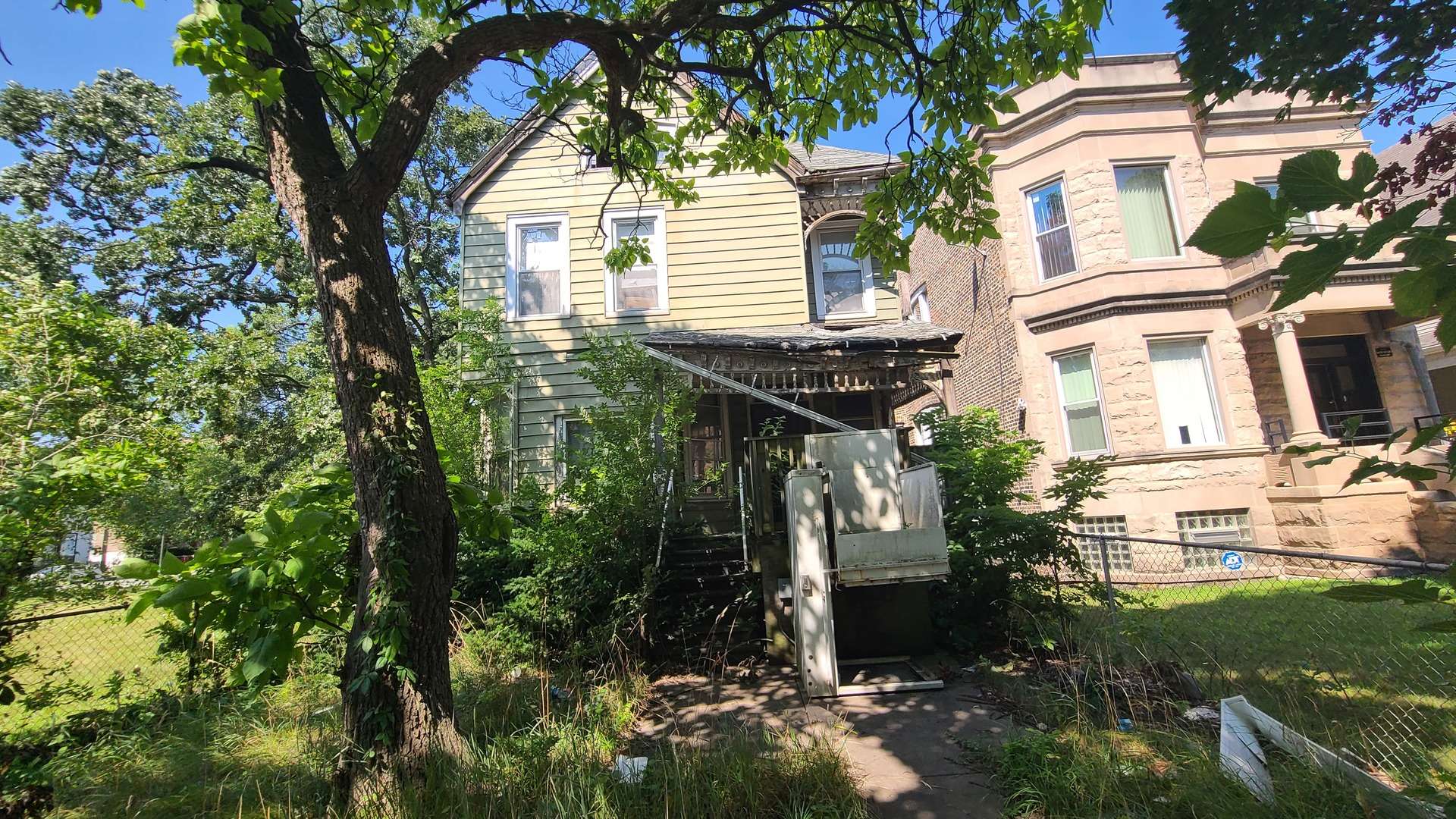 7048 S Perry AVE, Chicago, IL 60621