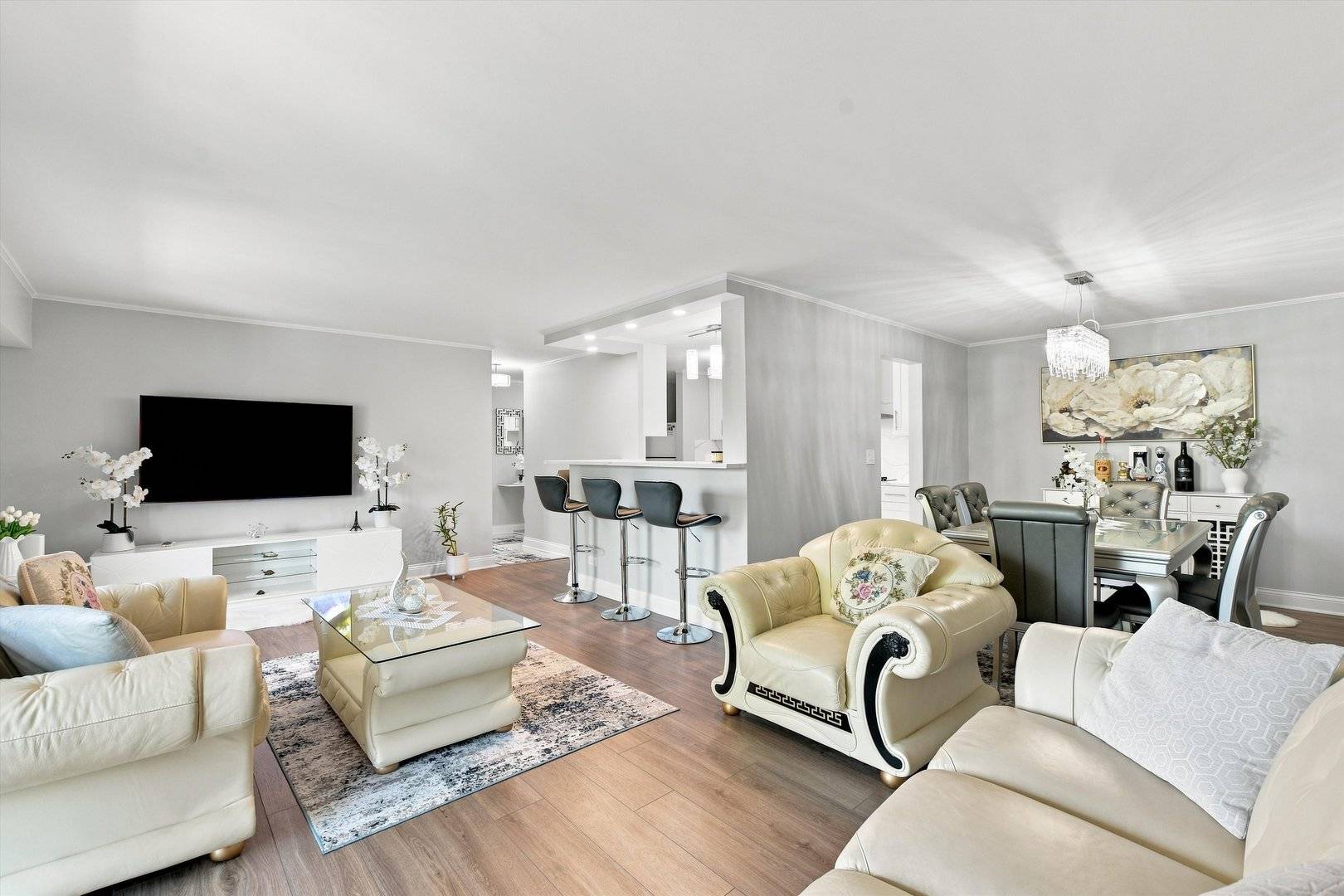 1415 E Central RD #319C, Arlington Heights, IL 60005