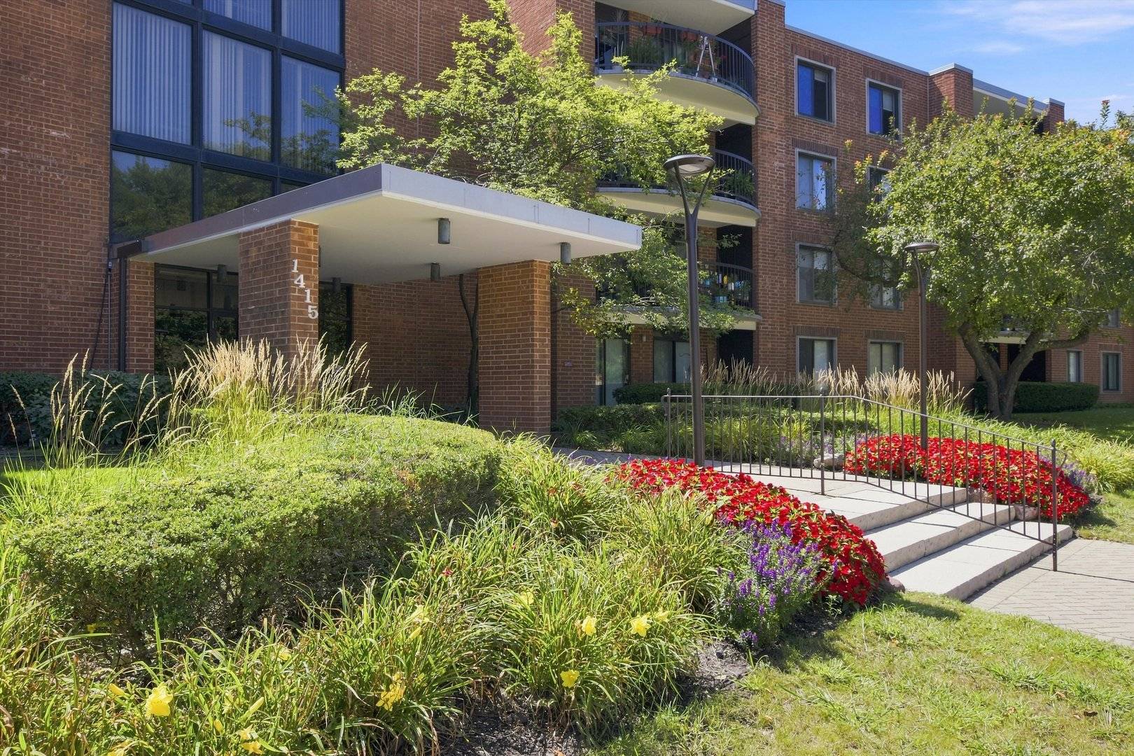 1415 E Central RD #319C, Arlington Heights, IL 60005