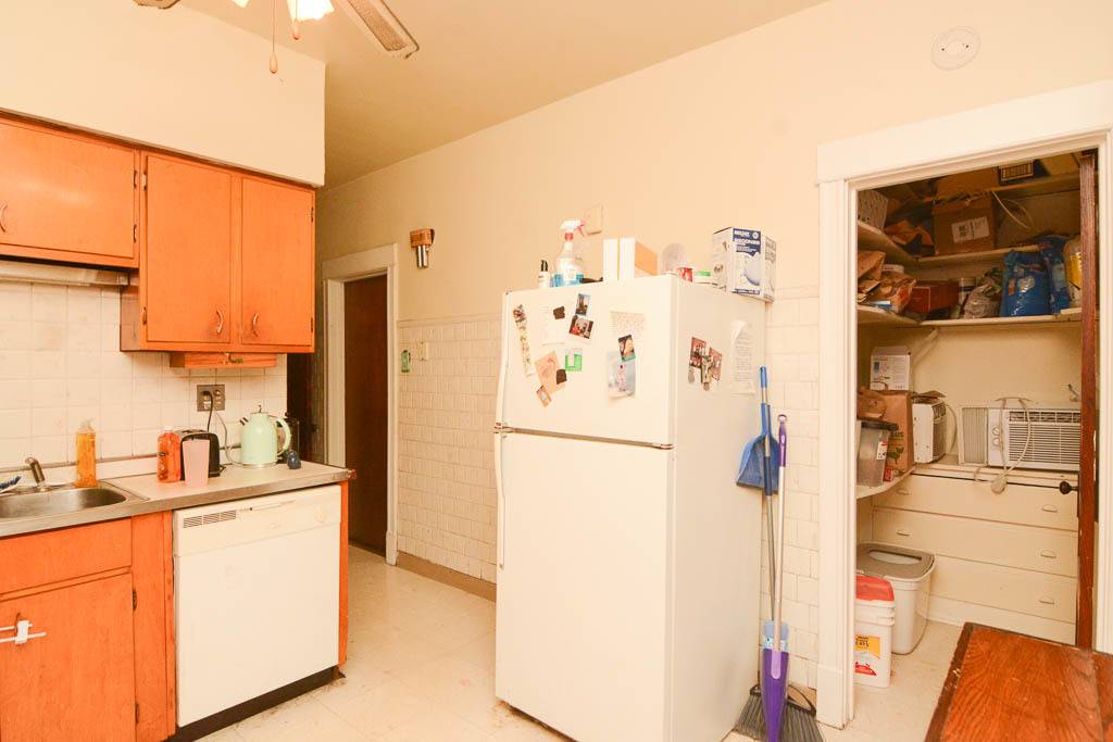3821 N DAMEN AVE #2, Chicago, IL 60618