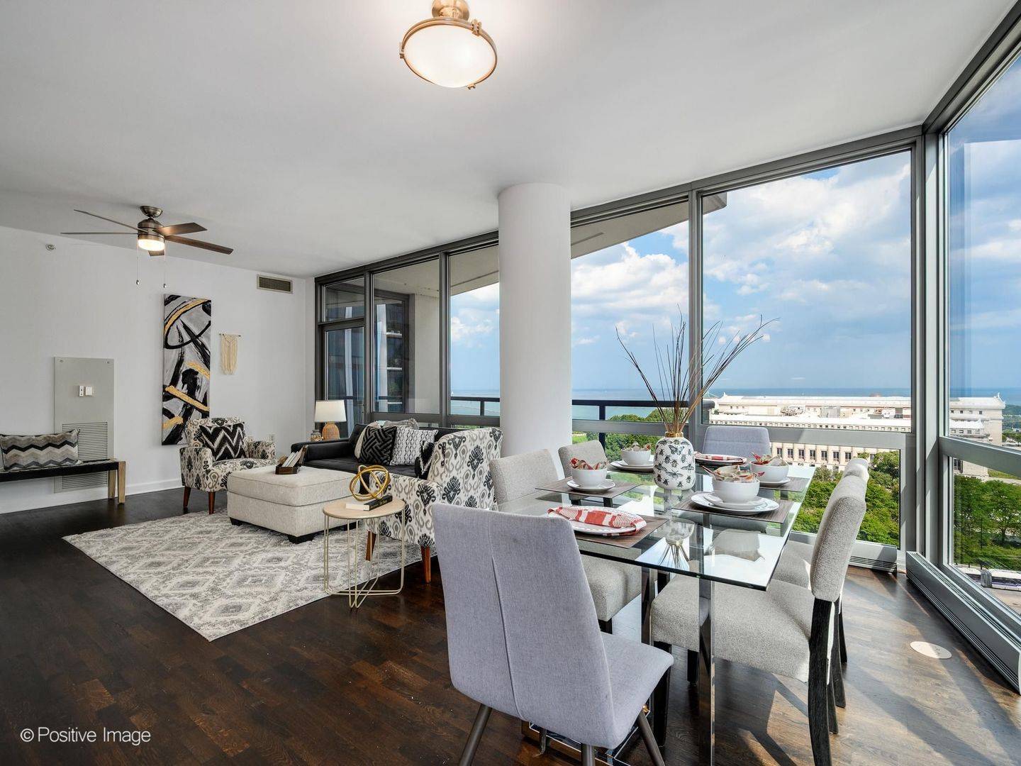 1235 S Prairie AVE #1404, Chicago, IL 60605