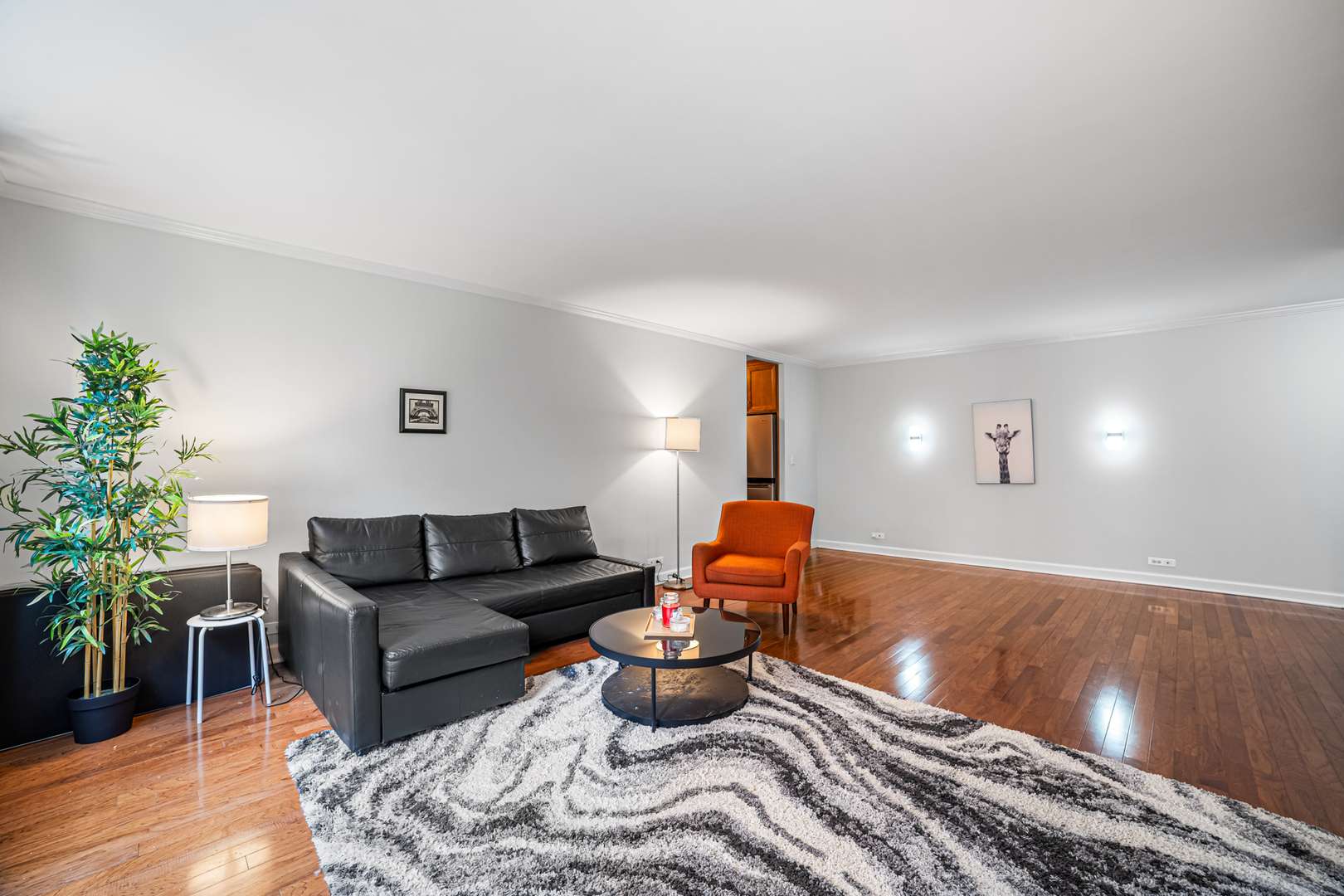 1325 N State Pkwy #6D, Chicago, IL 60610