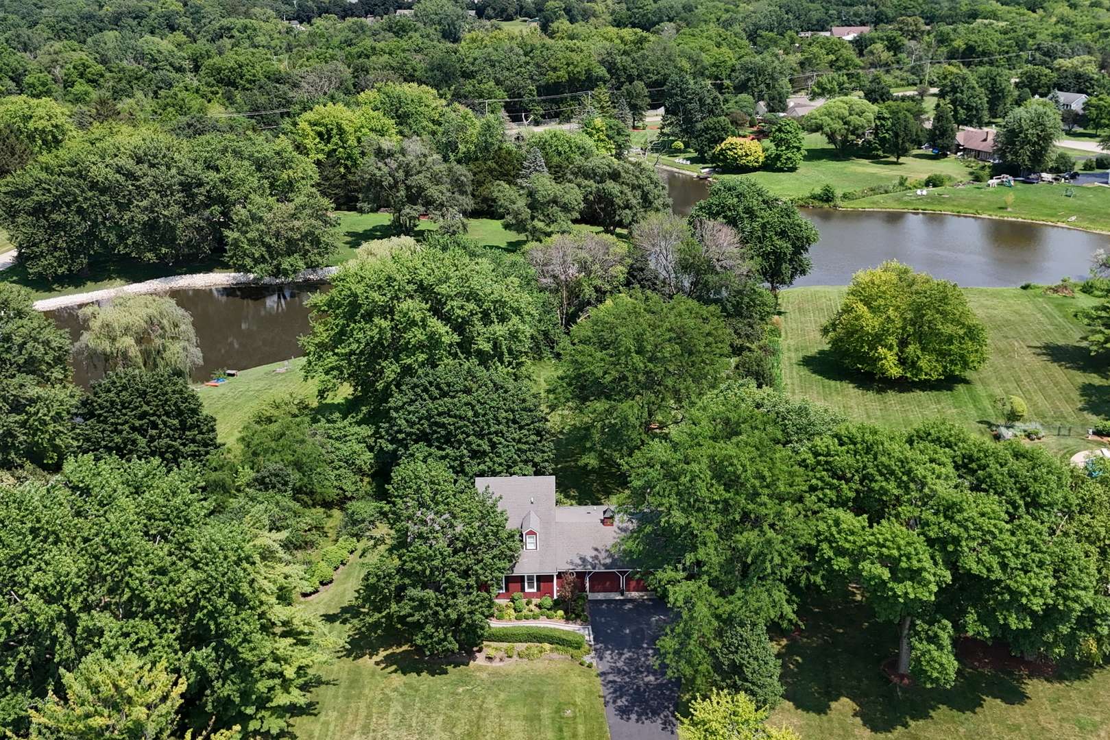 33925 N Fischer DR, Ingleside, IL 60041