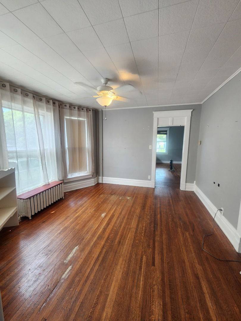 318 E 1st ST, Mt.carmel, IL 62863
