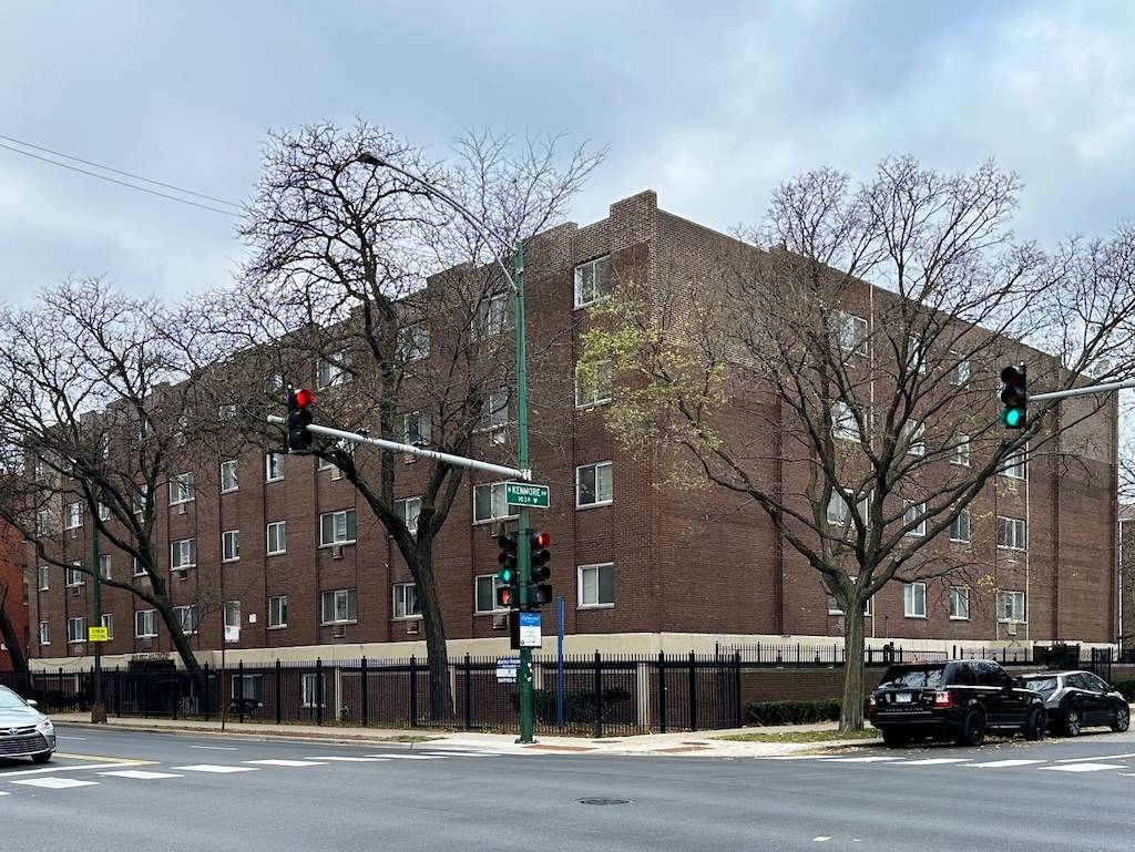 1040 W HOLLYWOOD AVE #102, Chicago, IL 60660