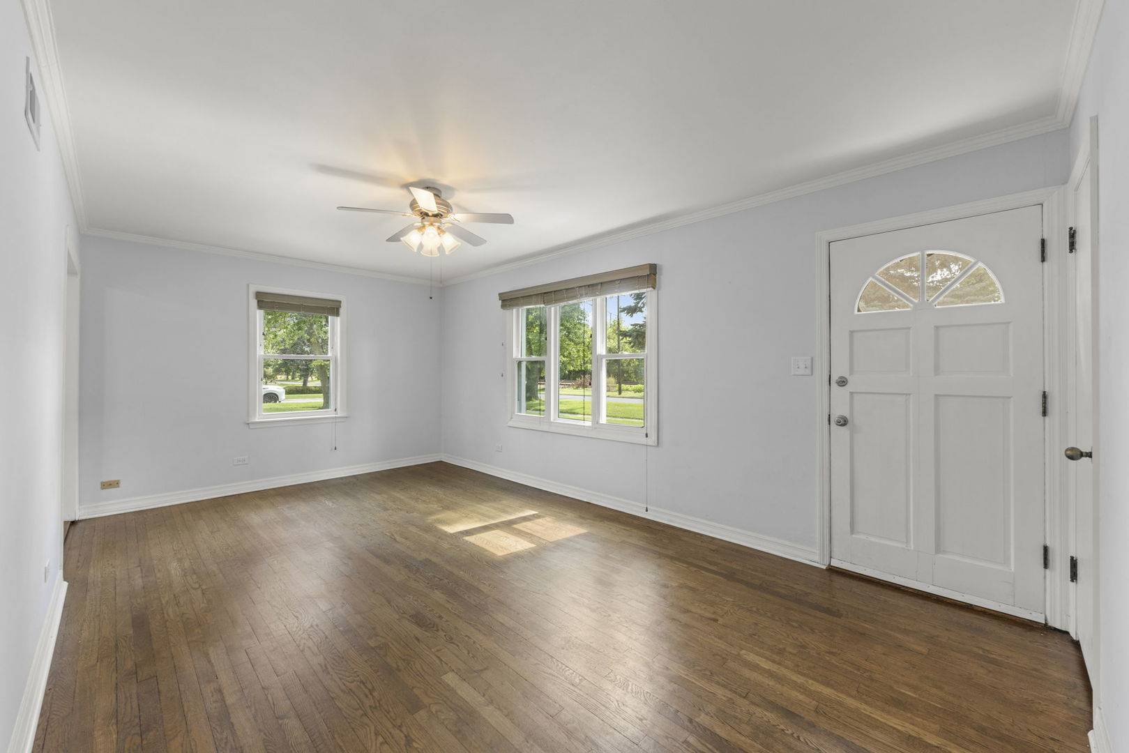 1335 College AVE, Wheaton, IL 60187
